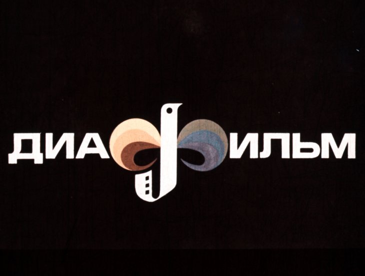 spyaschaya-krasavica-3